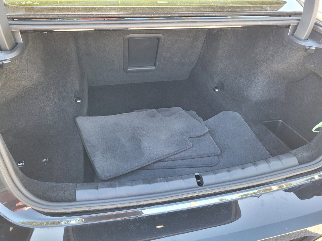 2023 BMW 7 Series 740i