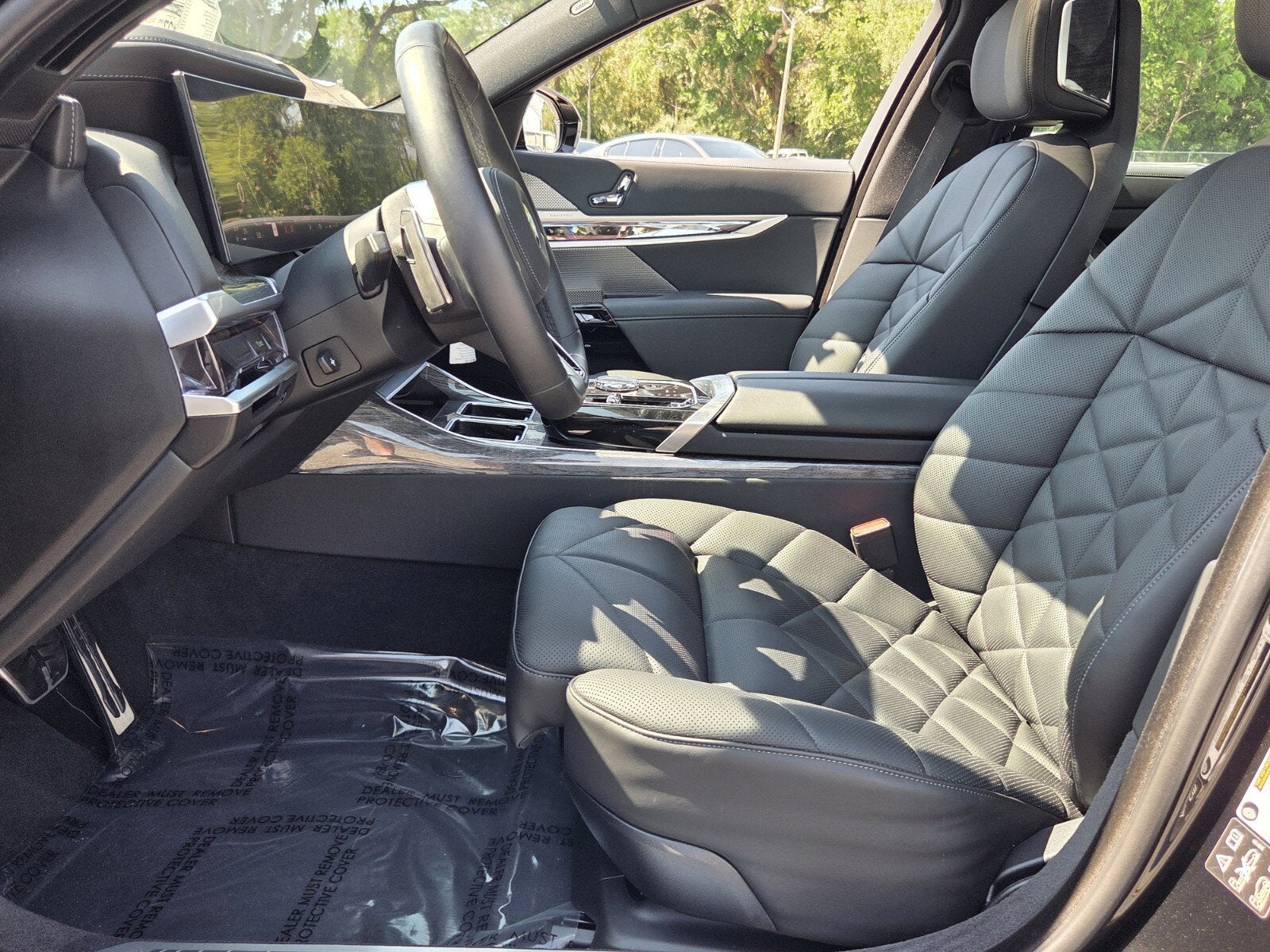 2025 BMW 7 Series 740i xDrive