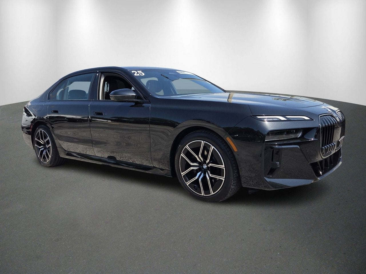 2025 BMW 7 Series 740i xDrive