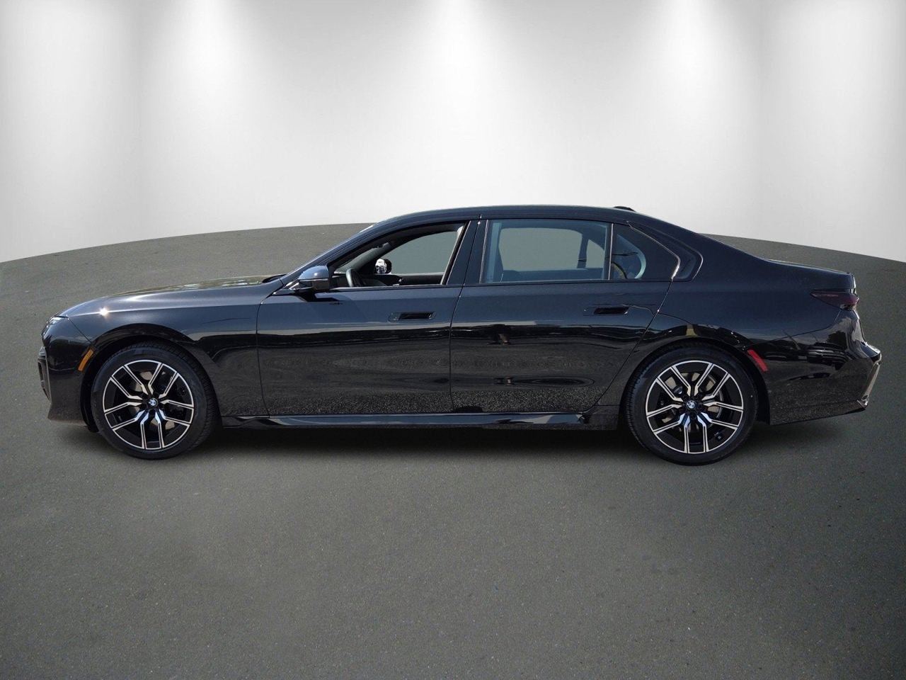 2025 BMW 7 Series 740i xDrive