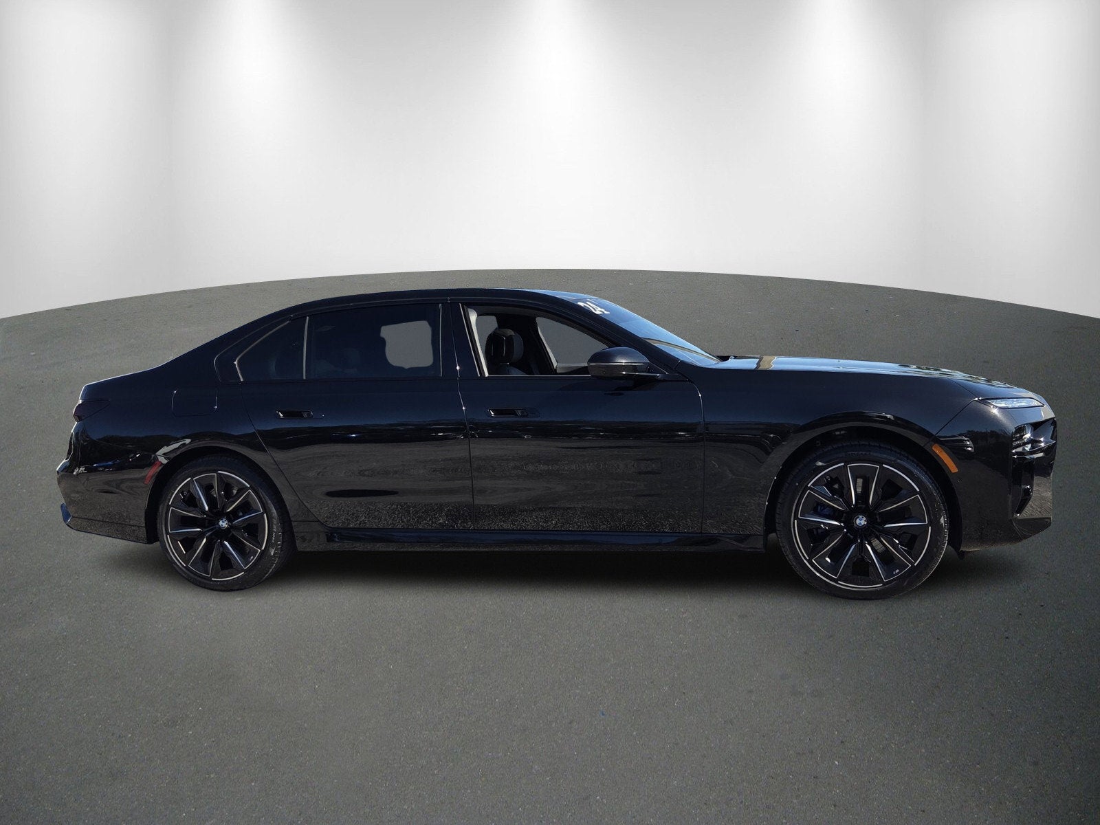 2024 BMW 7 Series 760i xDrive