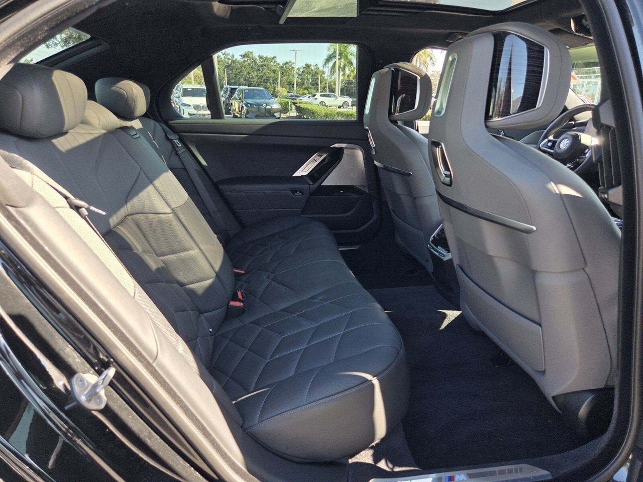 2024 BMW 7 Series 760i xDrive