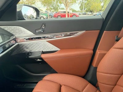 2023 BMW 7 Series 760i xDrive