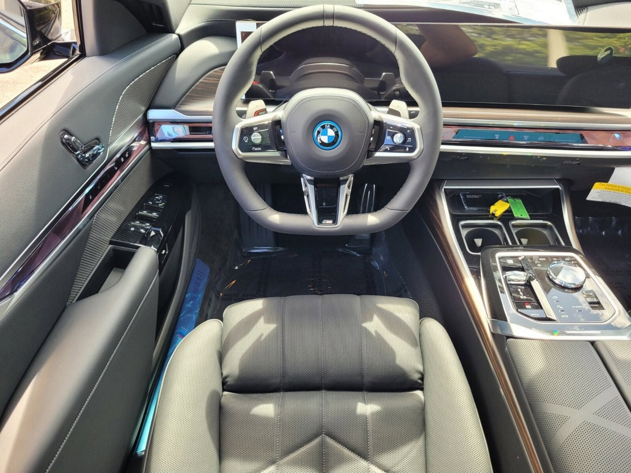 2026 BMW 7 Series 750e xDrive