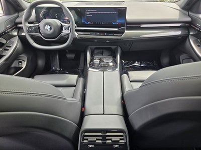 2024 BMW 5 Series 530i