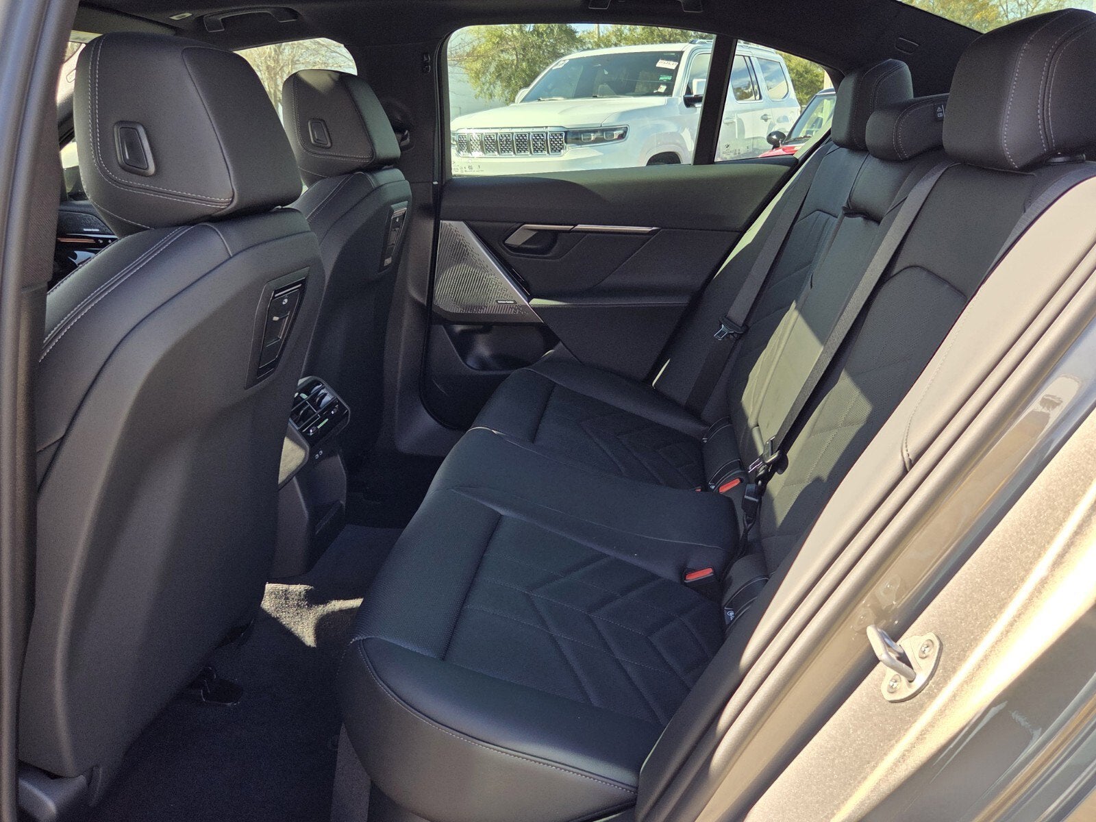 2026 BMW 5 Series 530i