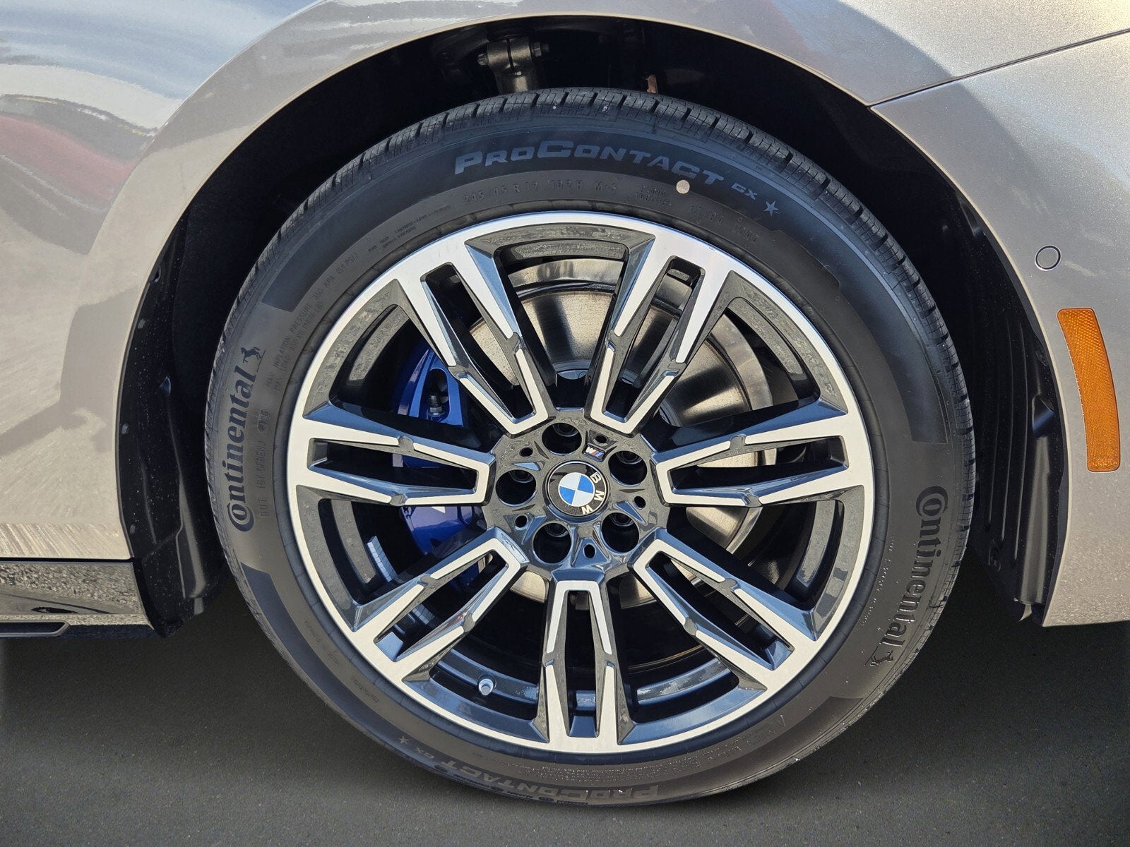 2026 BMW 5 Series 530i