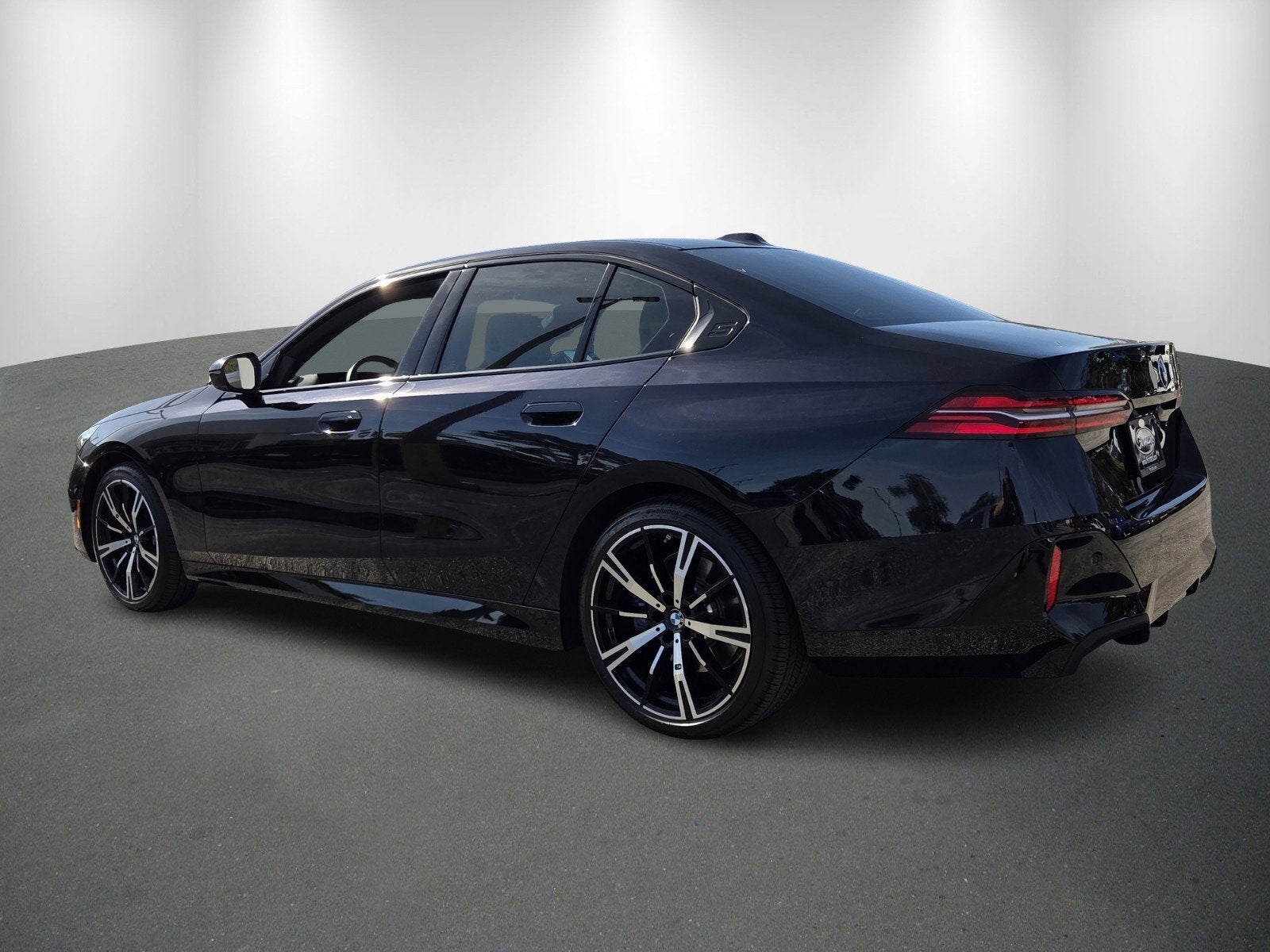 2026 BMW 5 Series 530i