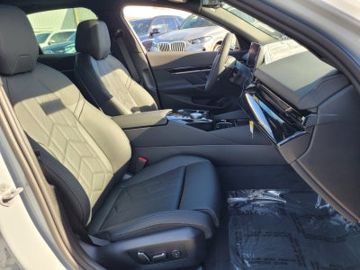 2026 BMW 5 Series 530i