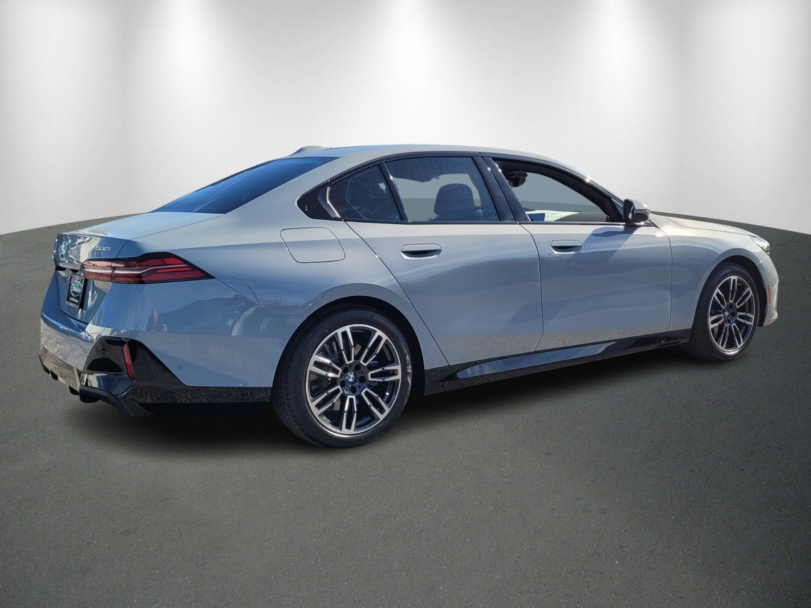 2026 BMW 5 Series 530i