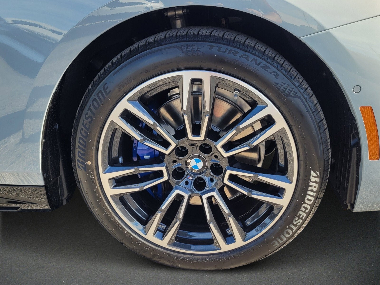 2026 BMW 5 Series 530i