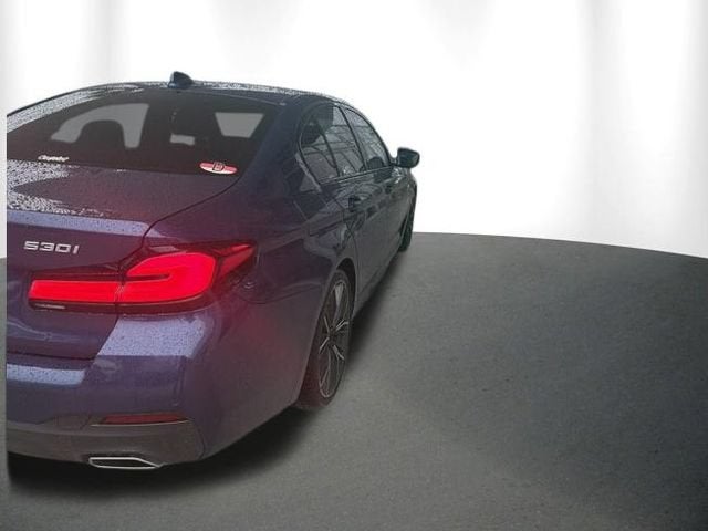 2022 BMW 5 Series 530i