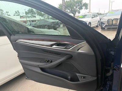 2022 BMW 5 Series 530i