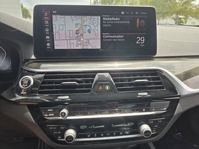 2022 BMW 5 Series 530i
