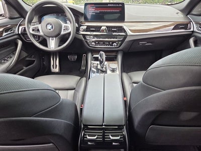 2023 BMW 5 Series 530i