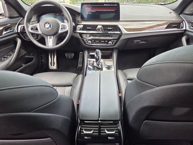2023 BMW 5 Series 530i