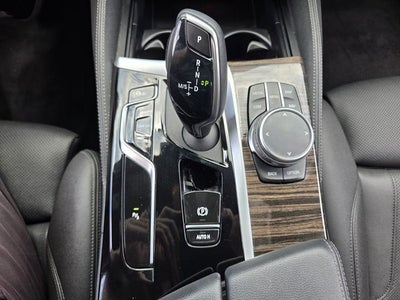 2023 BMW 5 Series 530i
