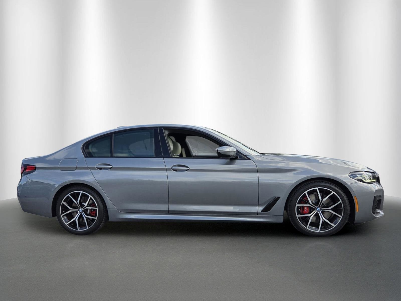 2023 BMW 5 Series 530i