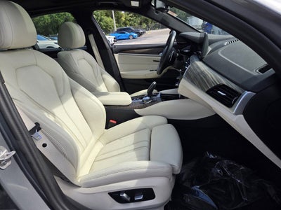 2023 BMW 5 Series 530i