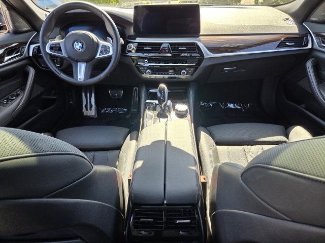 2023 BMW 5 Series 540i