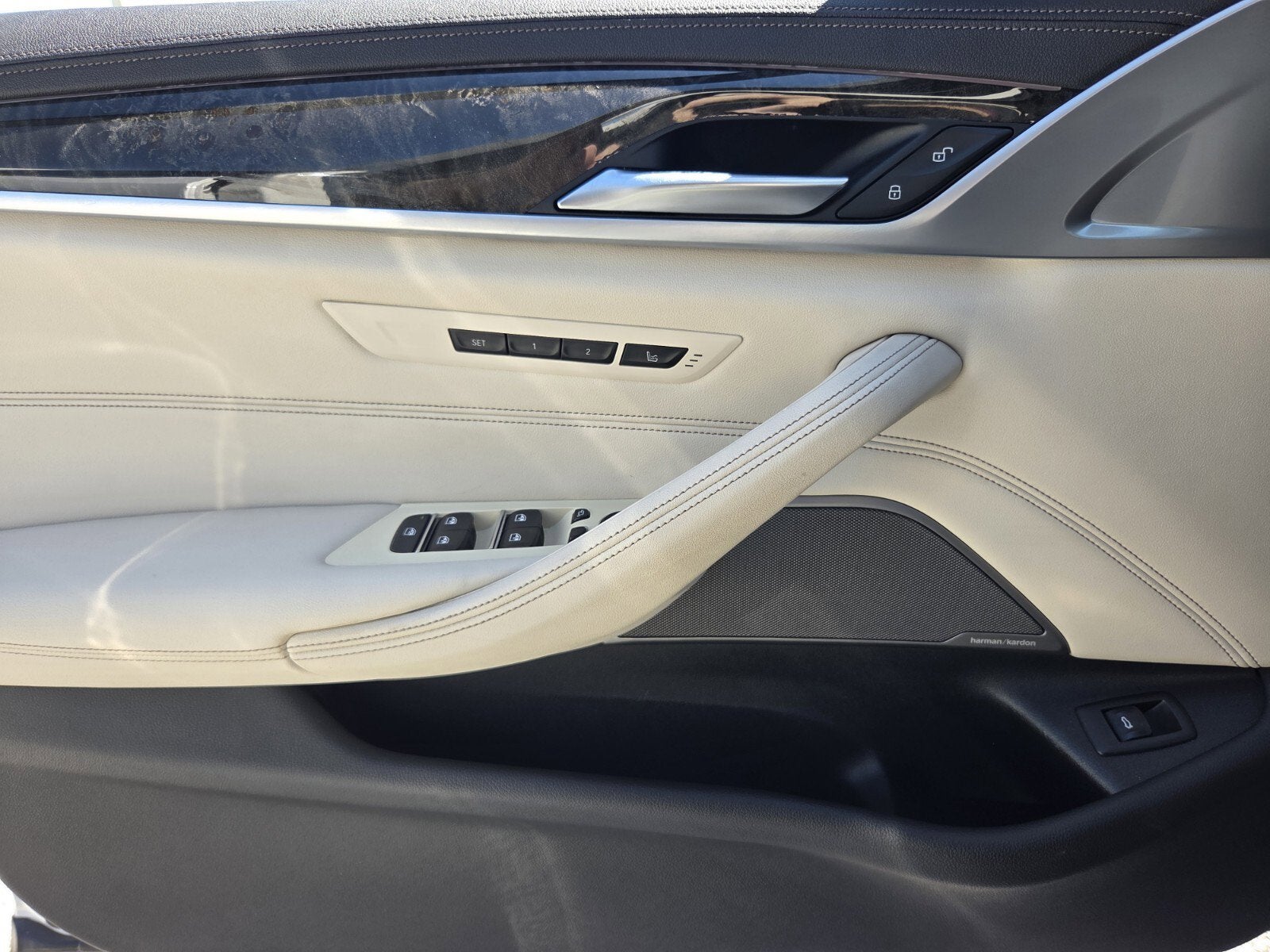 2021 BMW 5 Series 540i