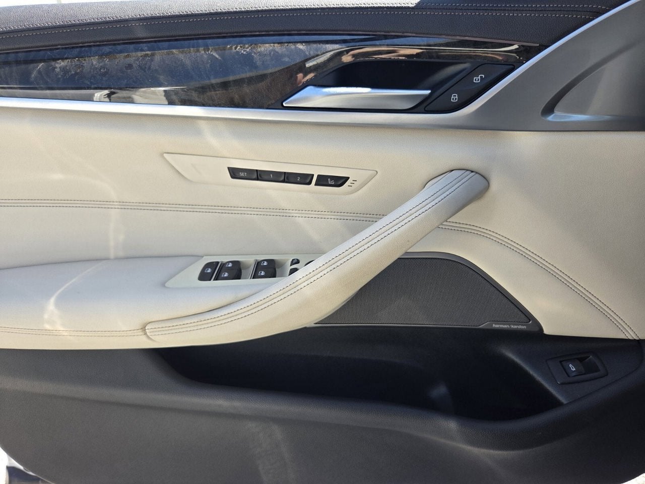 2021 BMW 5 Series 540i
