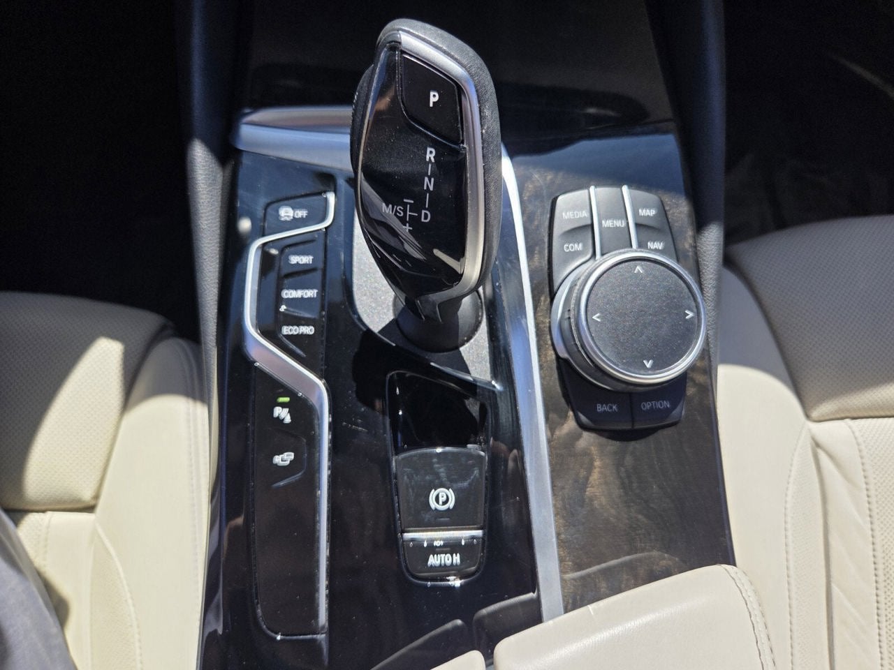 2021 BMW 5 Series 540i
