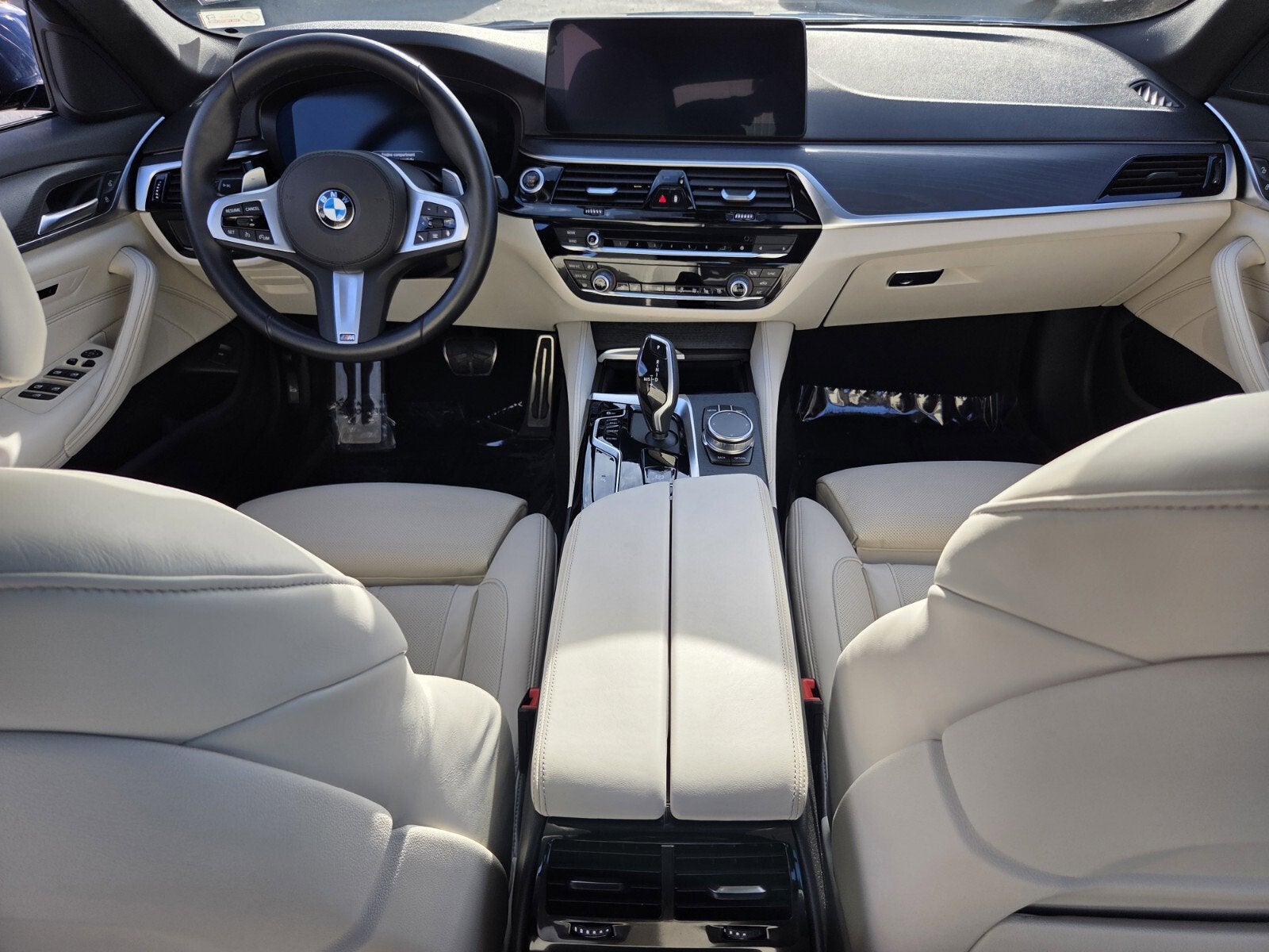 2022 BMW 5 Series 540i