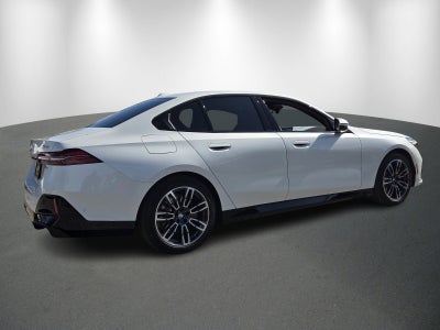 2026 BMW 5 Series 530i xDrive