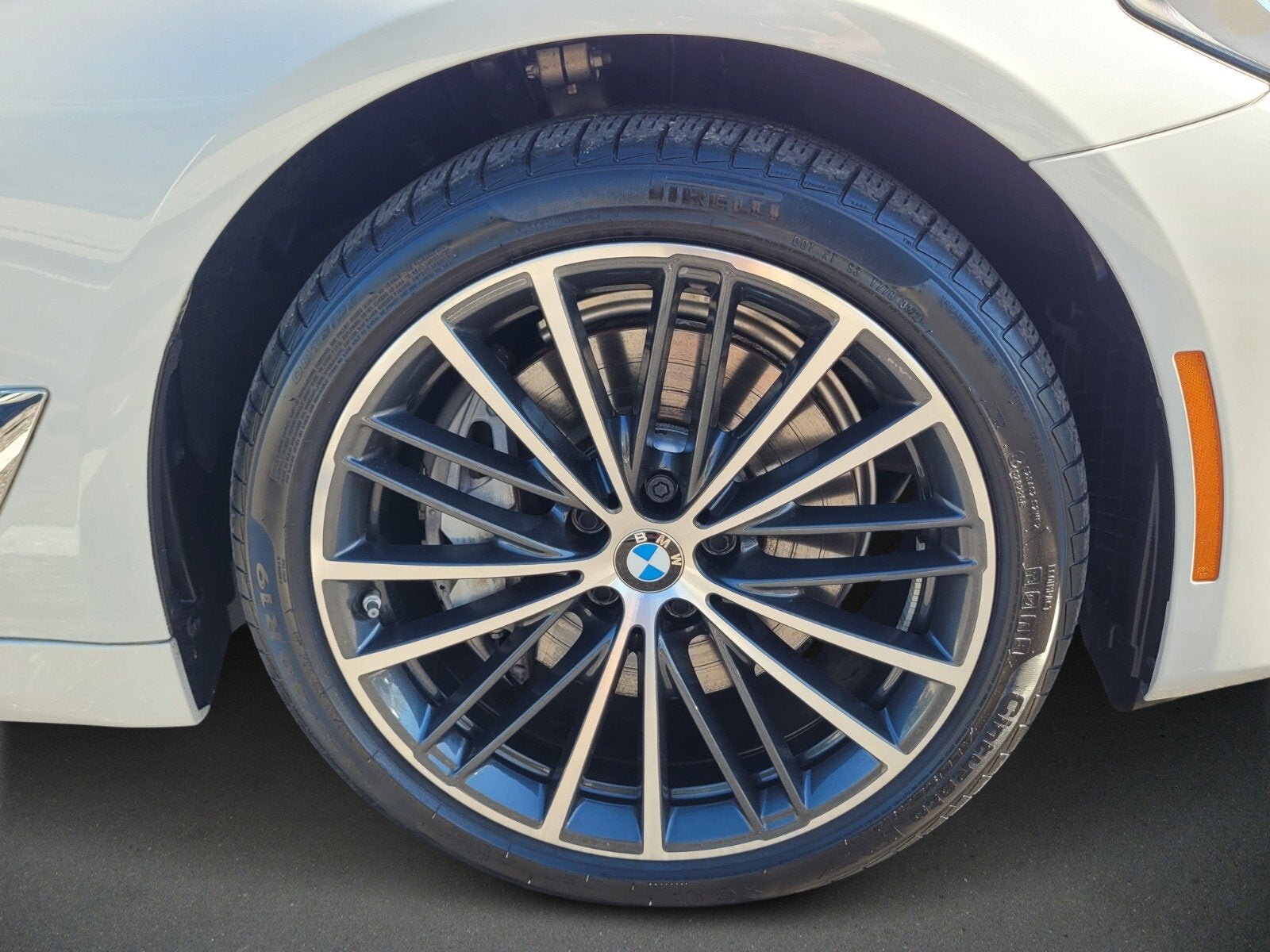 2023 BMW 5 Series 540i xDrive