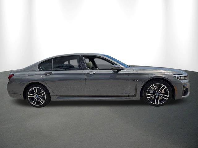 2022 BMW 7 Series 745e xDrive
