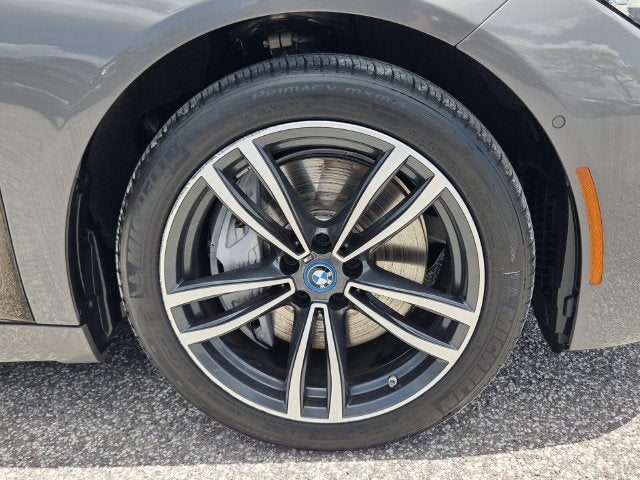 2022 BMW 7 Series 745e xDrive