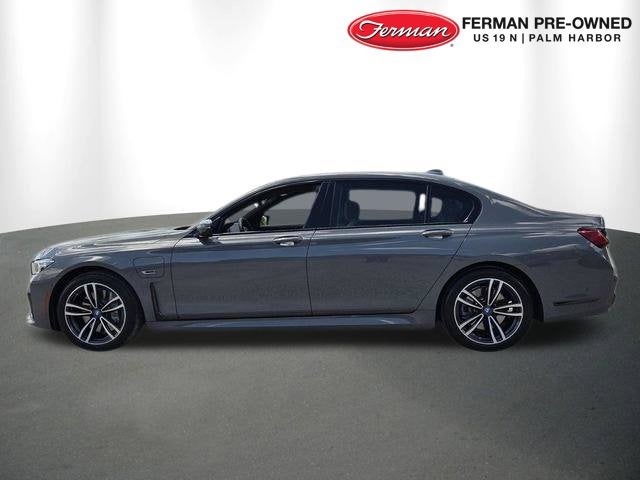 2022 BMW 7 Series 745e xDrive