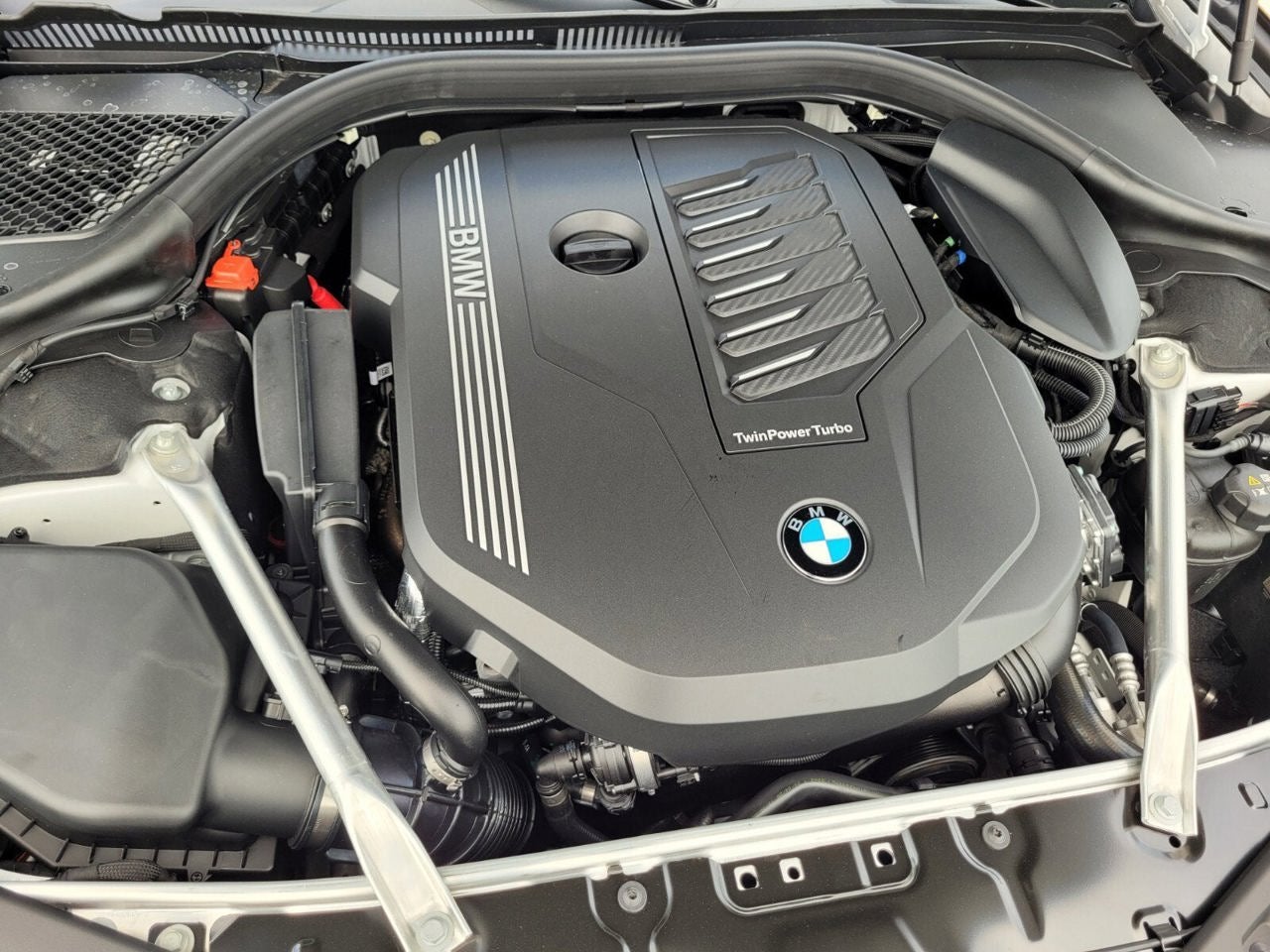 2026 BMW 8 Series 840i