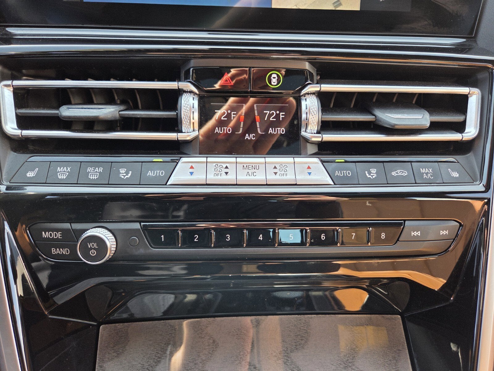 2022 BMW 8 Series 840i