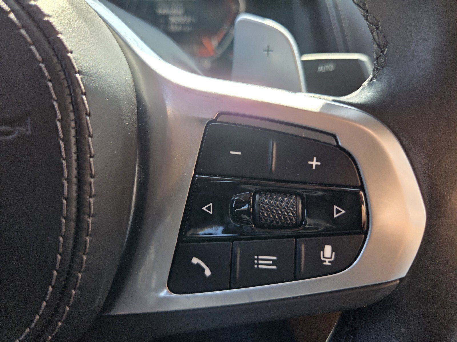 2022 BMW 8 Series 840i