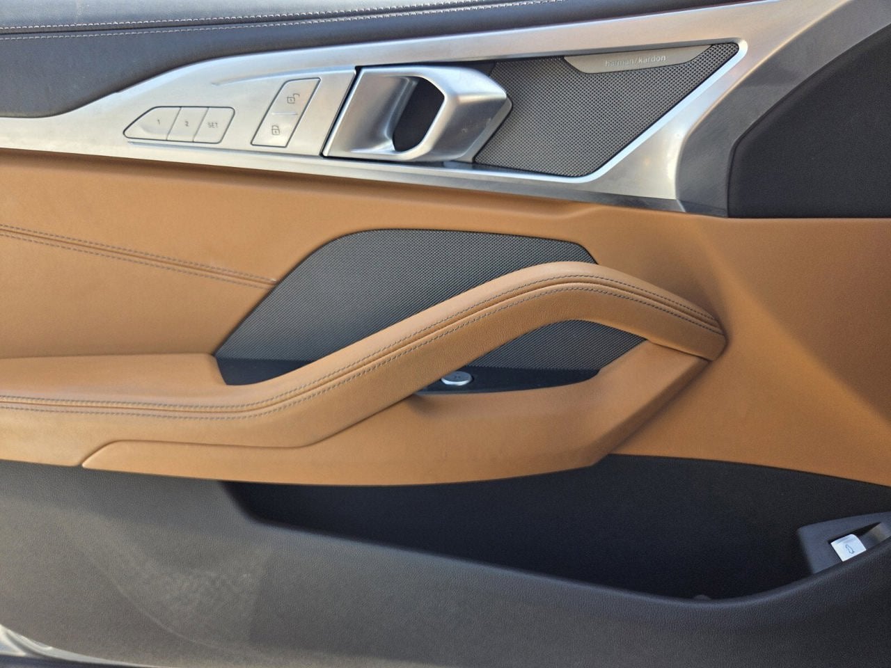 2022 BMW 8 Series 840i