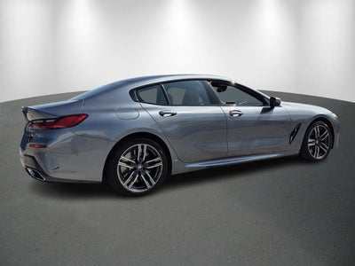 2022 BMW 8 Series 840i
