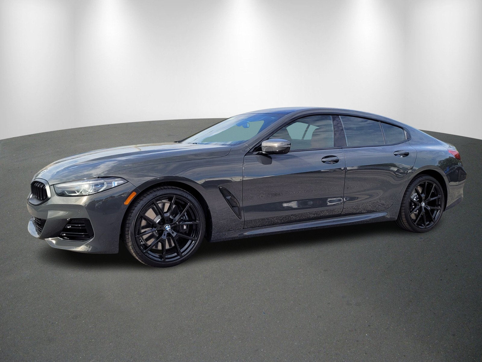 2026 BMW 8 Series 840i