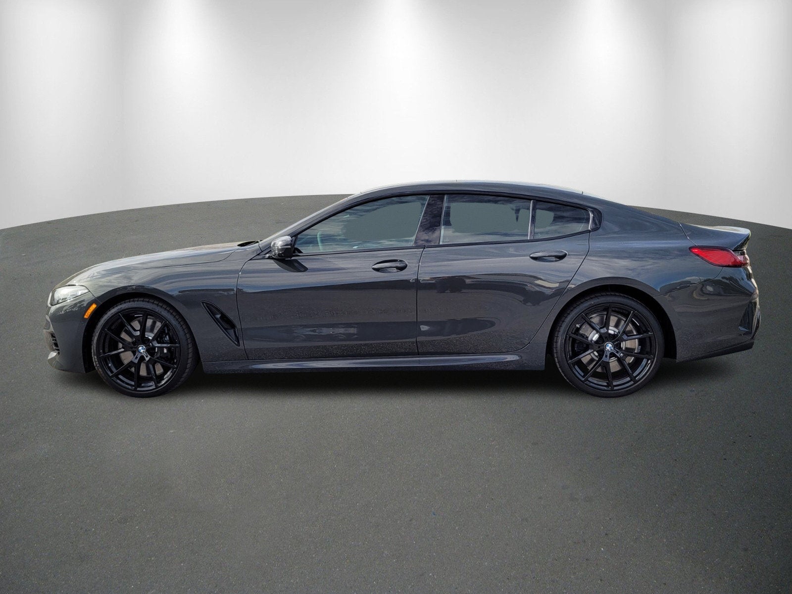 2026 BMW 8 Series 840i