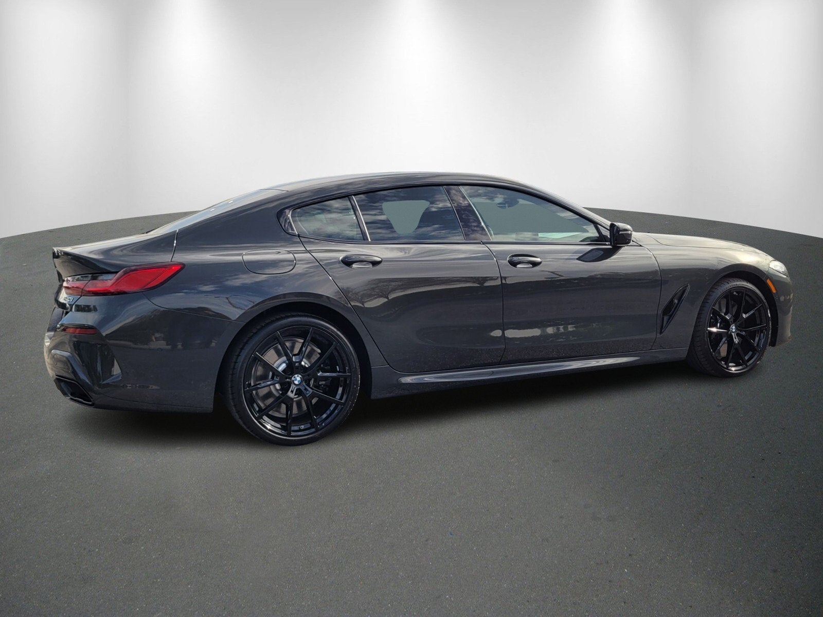 2026 BMW 8 Series 840i
