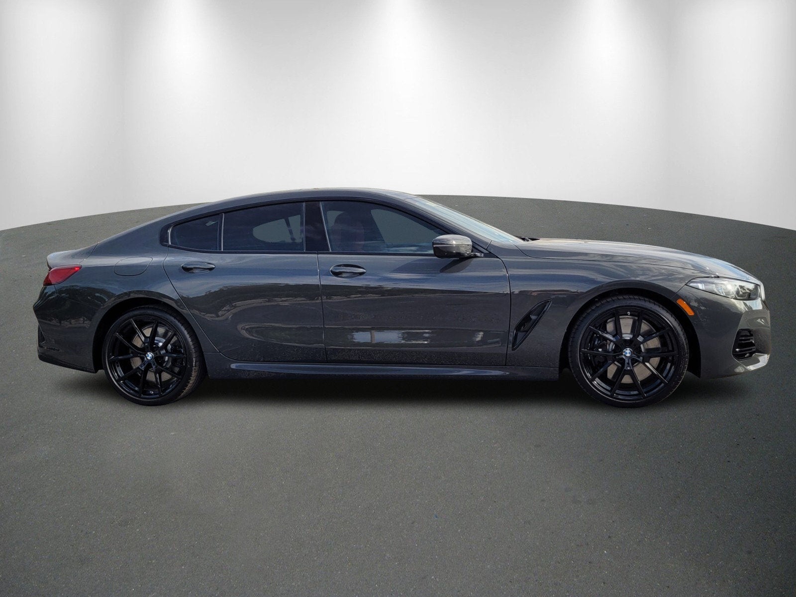 2026 BMW 8 Series 840i