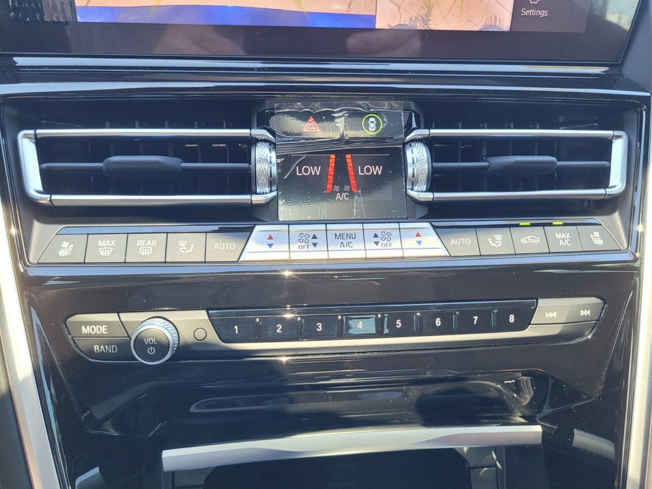 2026 BMW 8 Series 840i