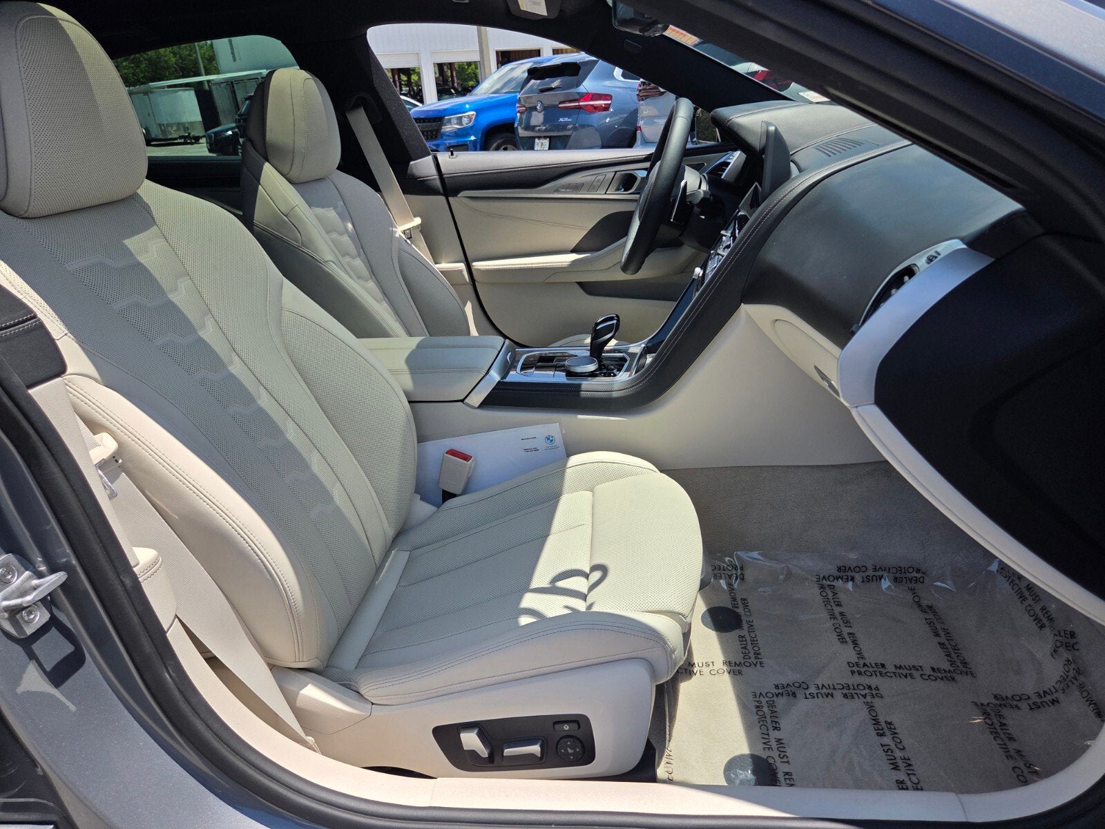 2026 BMW 8 Series M850i