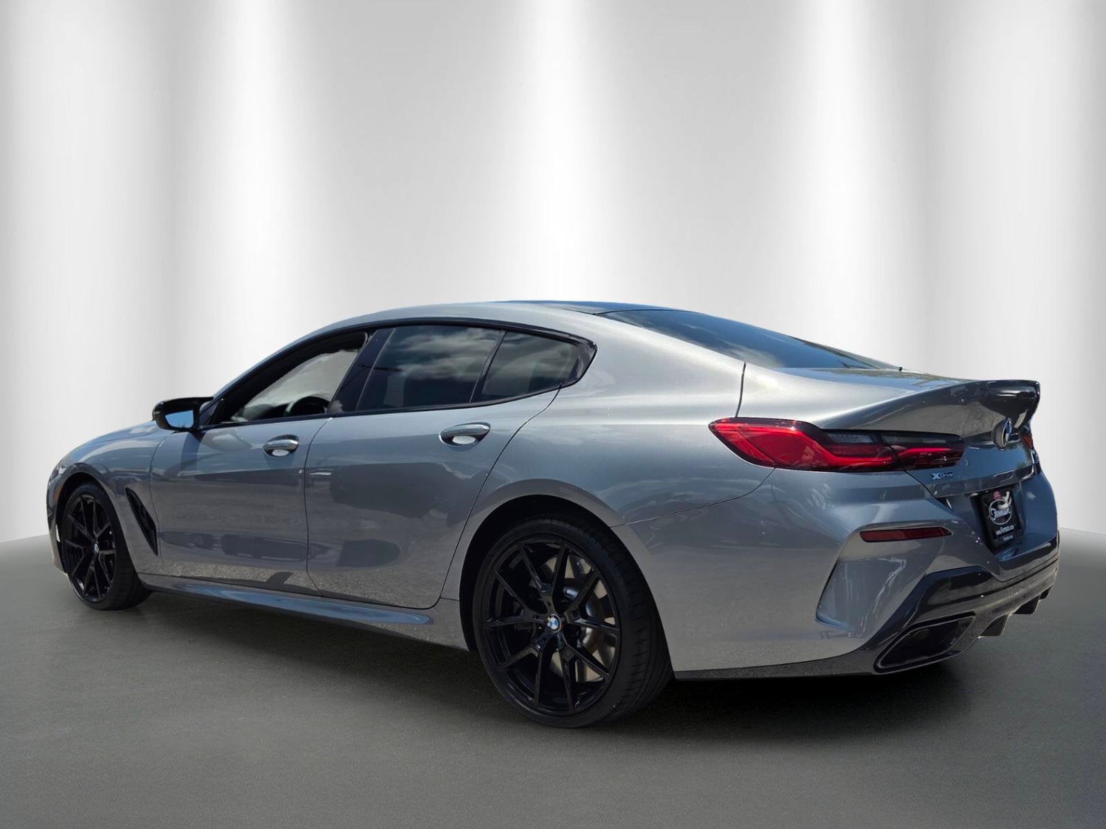 2026 BMW 8 Series M850i