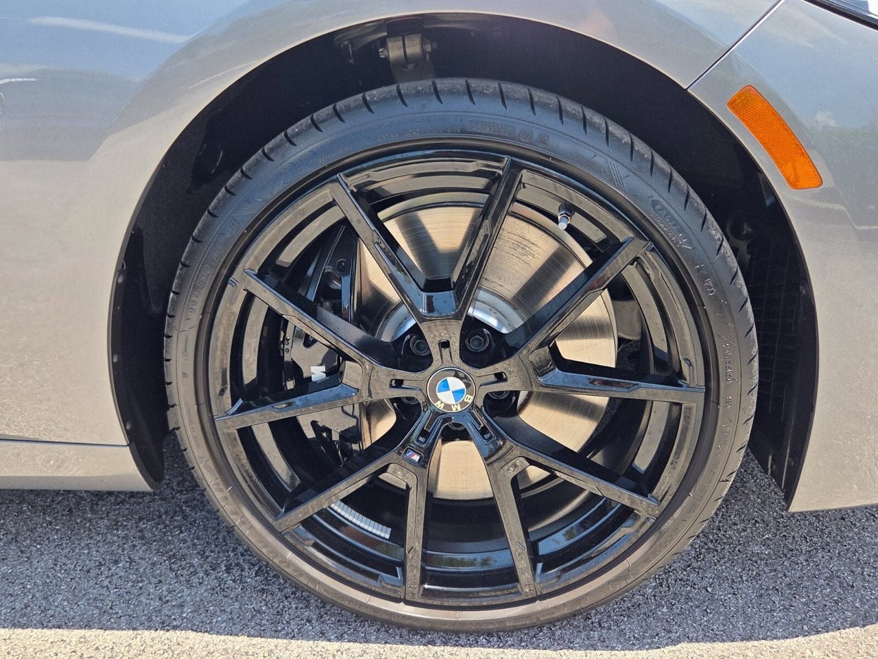 2026 BMW 8 Series M850i