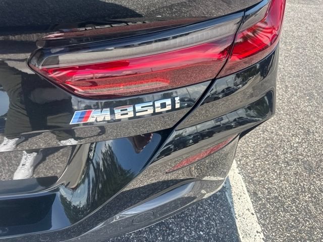 2026 BMW 8 Series M850i
