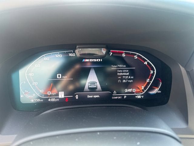 2026 BMW 8 Series M850i