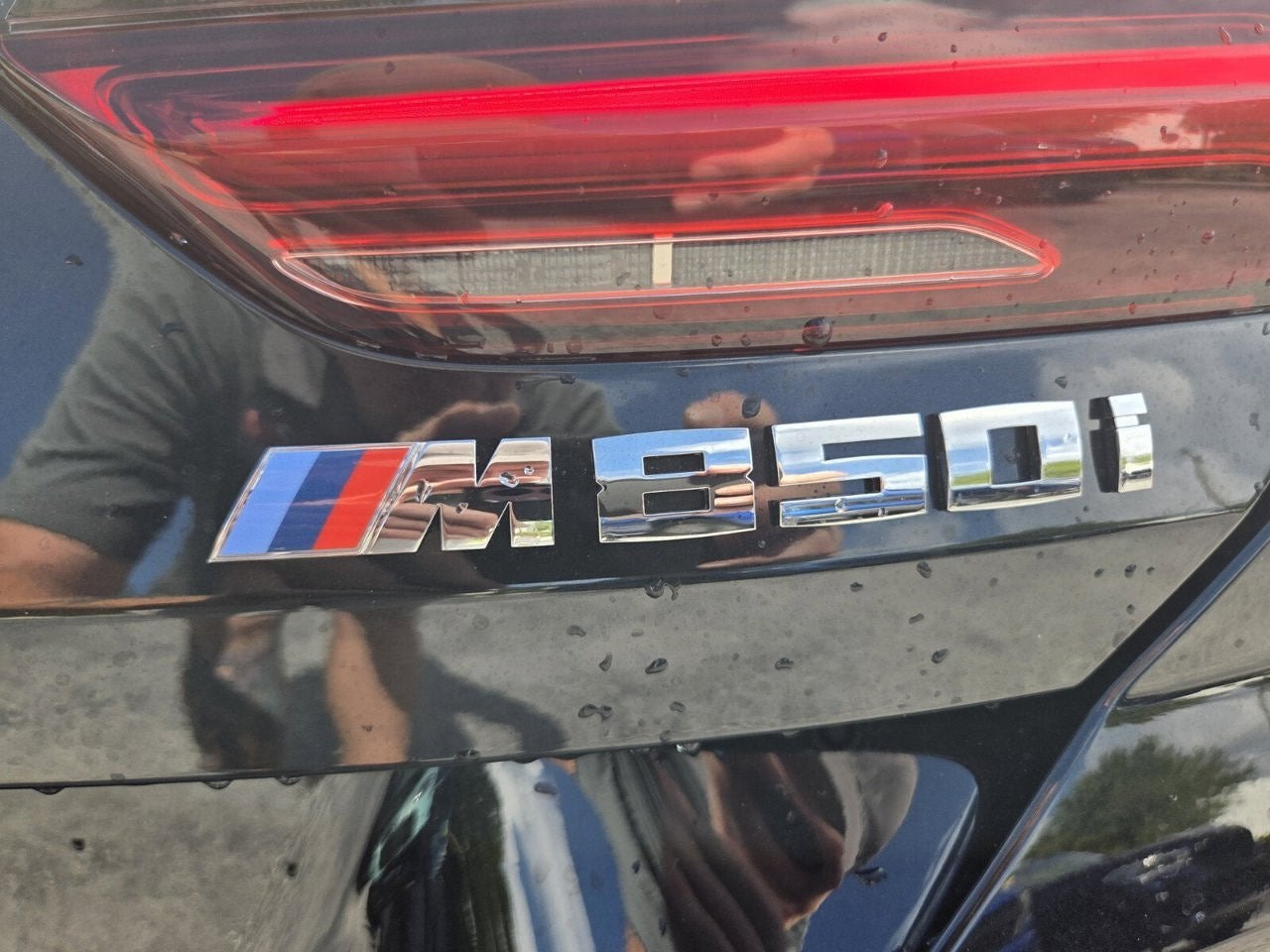 2026 BMW 8 Series M850i