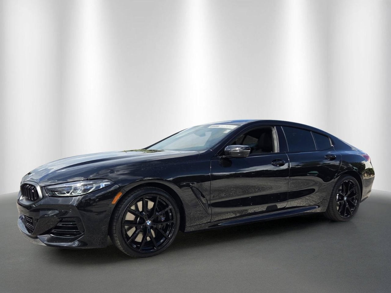 2026 BMW 8 Series M850i